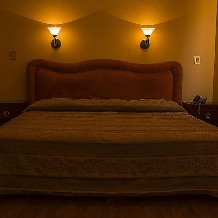 Hotel Roma Durango Δωμάτιο φωτογραφία