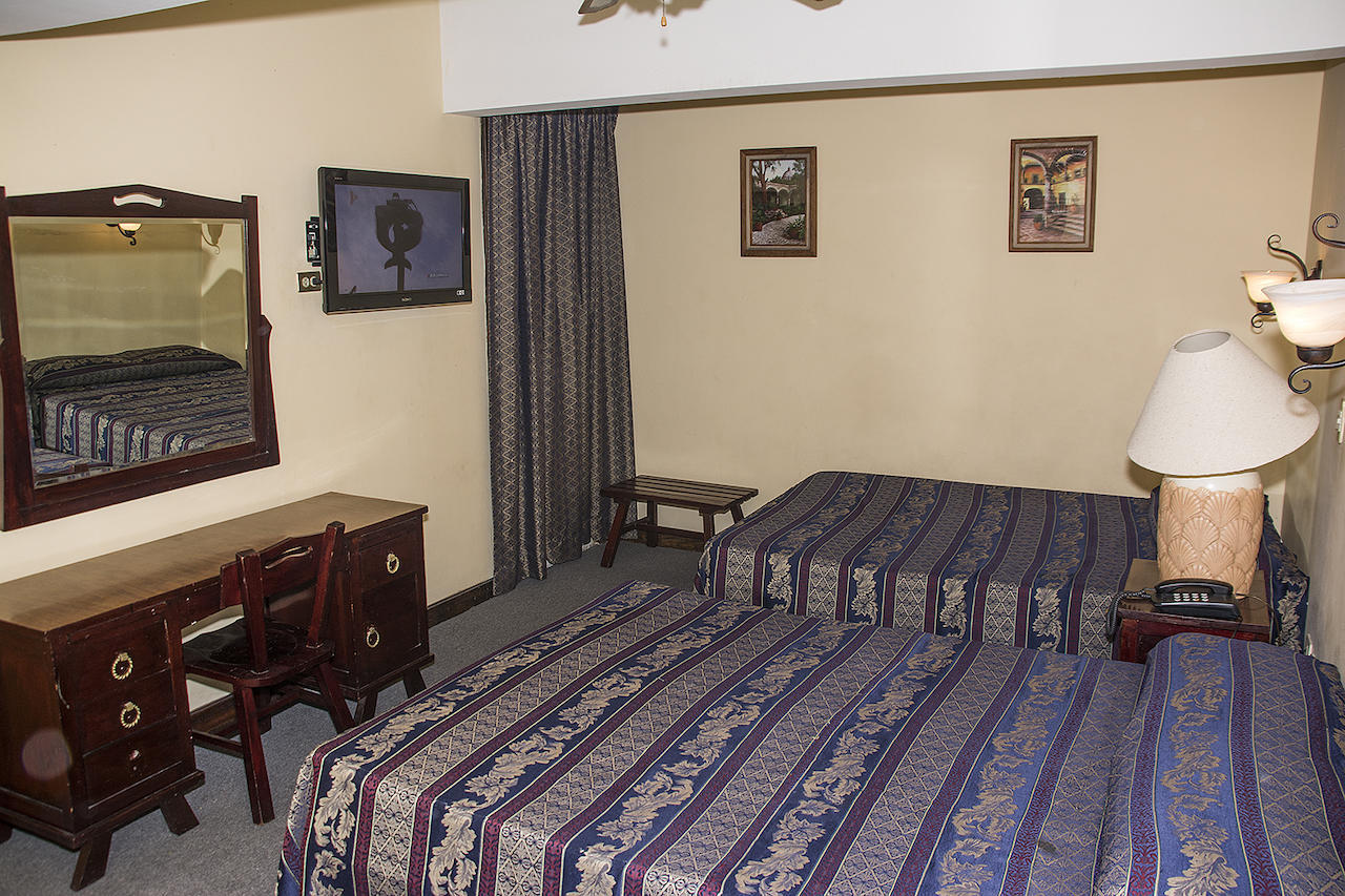 Hotel Roma Durango Δωμάτιο φωτογραφία