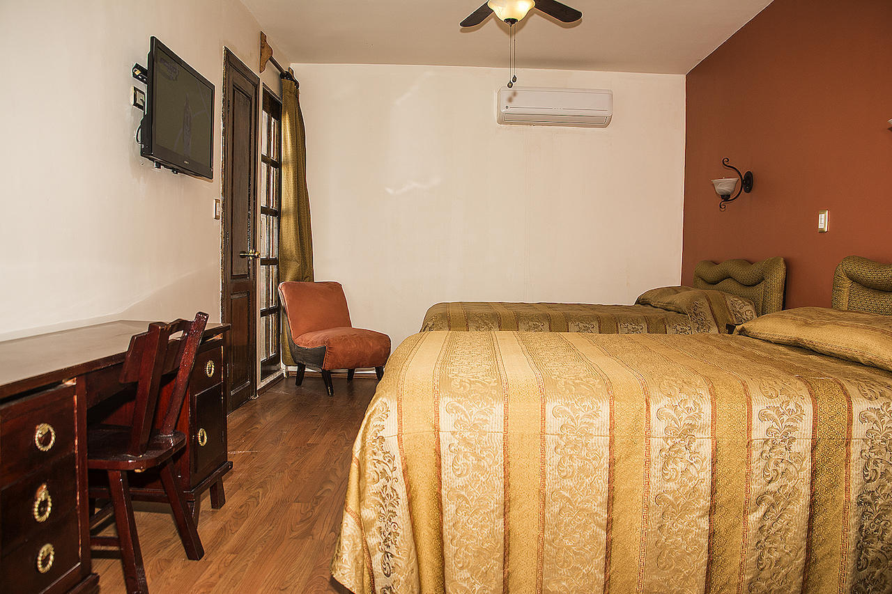 Hotel Roma Durango Δωμάτιο φωτογραφία